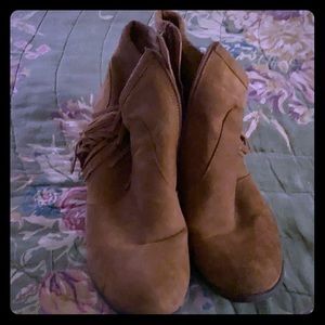 Cowboy boots / low cut